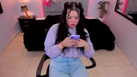 Snapshot of maite_stone1 chatting on October 14, 5:32 am MAITE STONE1 online show from October 14, 5:32 am
