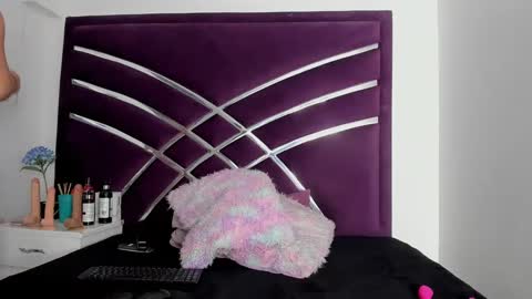 Snapshot of maiteht chatting on September 30, 9:14 pm maite online show from September 30, 9:14 pm