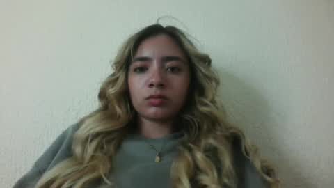 majo_gomezz online show from January 13, 1:35 am