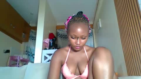 Eva online show from April 12, 12:31 pm