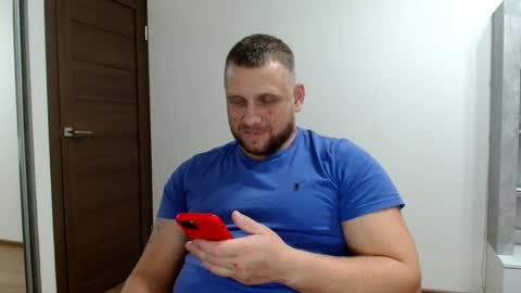 malchyshka online show from December 2, 8:40 pm