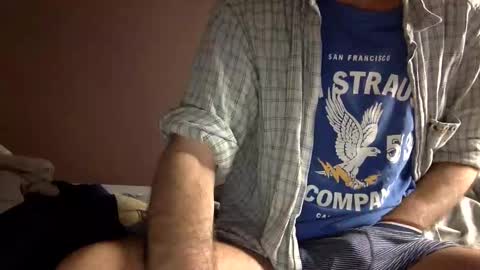 malefrench1 online show from March 29, 3:52 am