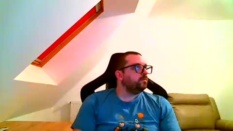 breton online show from January 19, 8:30 pm