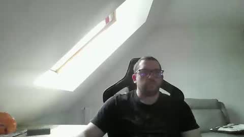 breton online show from January 5, 12:31 pm