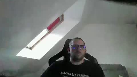 breton online show from February 8, 5:16 pm