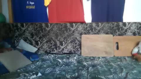 mamamia1789 online show from September 9, 9:20 am