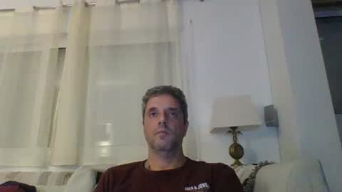 man211172 online show from December 8, 5:11 pm