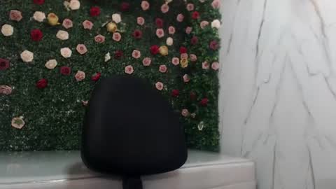 man_sant11 online show from June 10, 6:18 pm