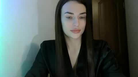 MandiBrooks online show from October 15, 5:54 am