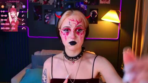 Luna online show from December 22, 9:54 pm