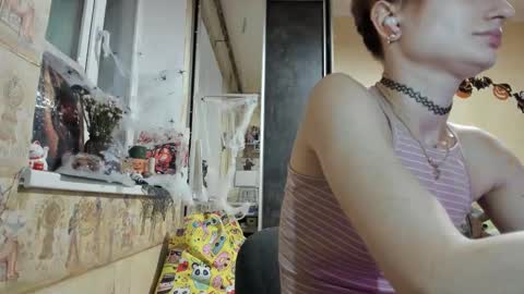 Snapshot of mandyshine chatting on October 7, 7:21 pm Mandy online show from October 7, 7:21 pm