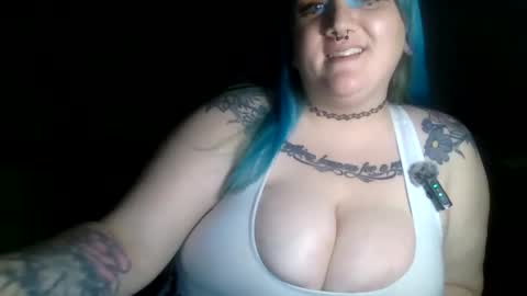 ManicPixiePop online show from January 7, 1:10 am