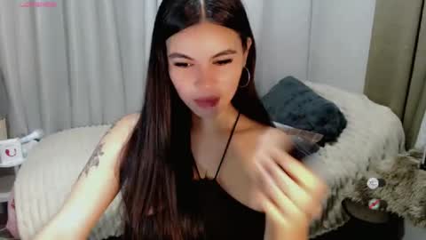 manilynforyou online show from April 18, 8:09 pm