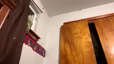 Snapshot of manman504 chatting on September 19, 5:22 am manman504 online show from September 19, 5:22 am