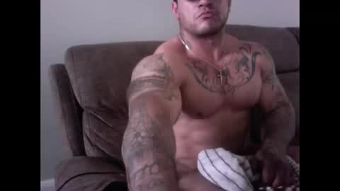 manmuscles3 online show from March 1, 2:55 pm