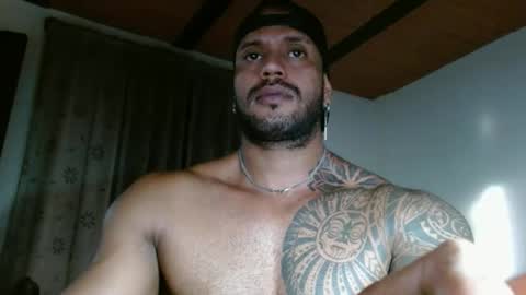 Manolo online show from April 18, 10:10 pm