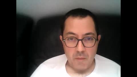 Snapshot of manu5933 chatting on October 29, 12:18 pm manu5933 online show from October 29, 12:18 pm