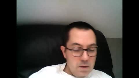 Snapshot of manu5933 chatting on February 19, 1:06 pm manu5933 online show from February 19, 1:06 pm