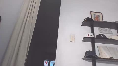 Manuel RL online show from February 23, 2:29 am