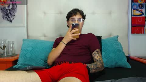 Manuel online show from March 25, 5:47 am