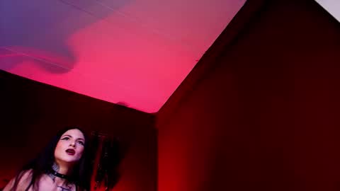 manuevans10 online show from January 31, 7:11 pm