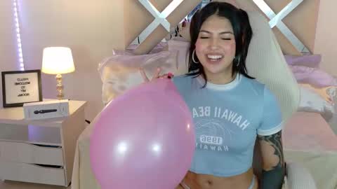 Mara Saenz online show from February 21, 1:52 am