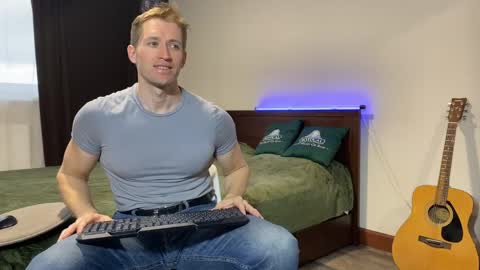 alex marvelxx online show from April 8, 3:04 pm