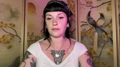MarcelineAltaria online show from June 17, 3:33 am