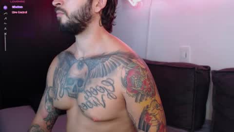 marco_allison43 online show from October 26, 9:36 pm