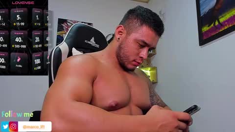 Snapshot of marco_diaz1 chatting on February 21, 1:33 am Marco Diaz online show from February 21, 1:33 am