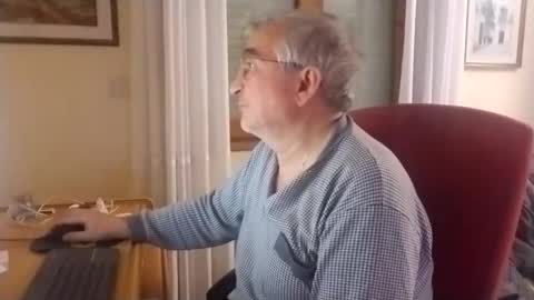 marcos260526 online show from April 21, 8:05 pm