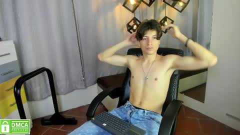 marcoviolet online show from July 21, 8:22 pm