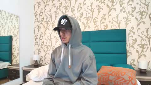 marcus_jeron online show from September 30, 6:13 am