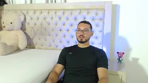 MARCUS online show from January 7, 1:32 am