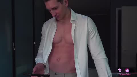 Marcus Diamond  online show from February 26, 12:27 pm