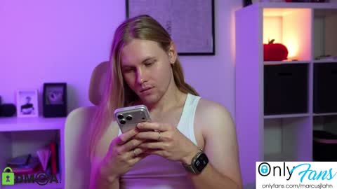 marcusjlahn online show from November 11, 11:29 pm