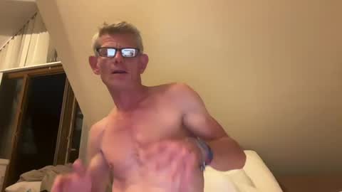 marcusmax1970 online show from June 23, 2:08 am