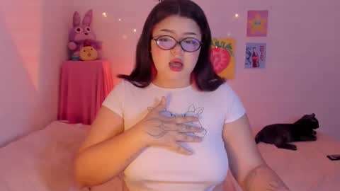 danna online show from March 24, 11:00 pm