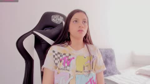 Maria online show from November 18, 6:22 pm