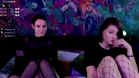 margodoly online show from April 30, 8:57 pm