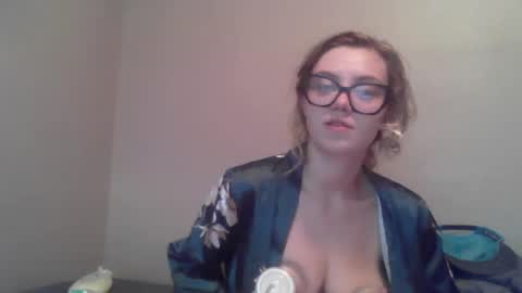 margoheaven online show from September 29, 10:53 pm