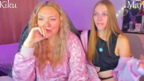 Kiku and Marii - online show from September 21, 4:11 pm