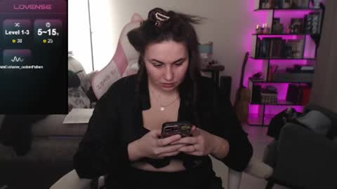 mari moore online show from March 17, 5:45 am