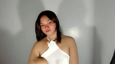 call me maria online show from February 4, 7:45 am