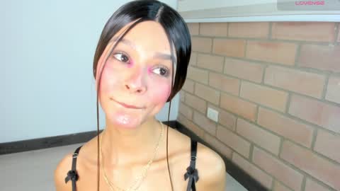 Snapshot of maria_sofii chatting on December 9, 3:07 am S O F I A model independent online show from December 9, 3:07 am