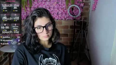 Maria online show from April 22, 11:56 pm