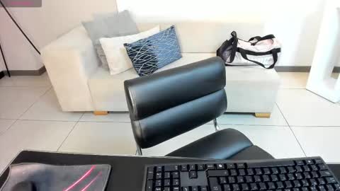 MARIA HERRERA  online show from February 20, 7:27 pm