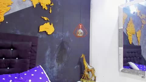  MARIAM online show from December 19, 2:12 pm