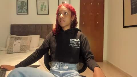 Mariana online show from June 10, 7:57 pm