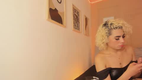 Marian online show from April 2, 8:05 pm